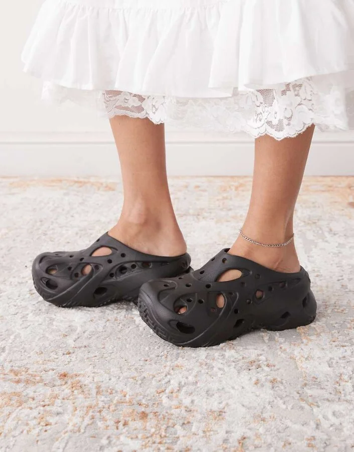 Crocs caged clogs in black