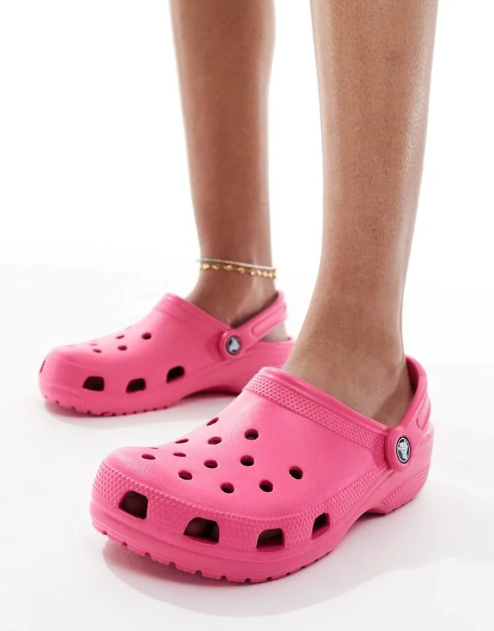 Crocs Classic clogs in dragon fruit