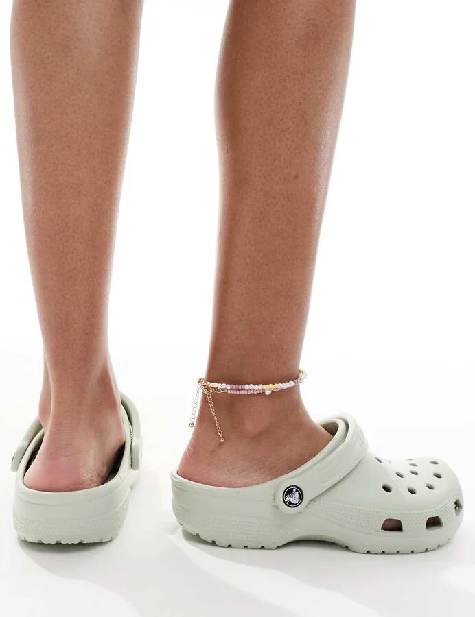 Crocs Classic clogs in pale gray - Image 2
