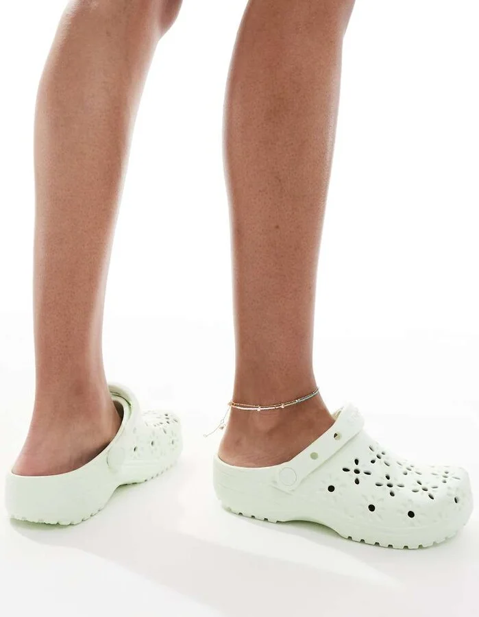 Crocs Classic floral cut-out clogs in jade tint - Image 3