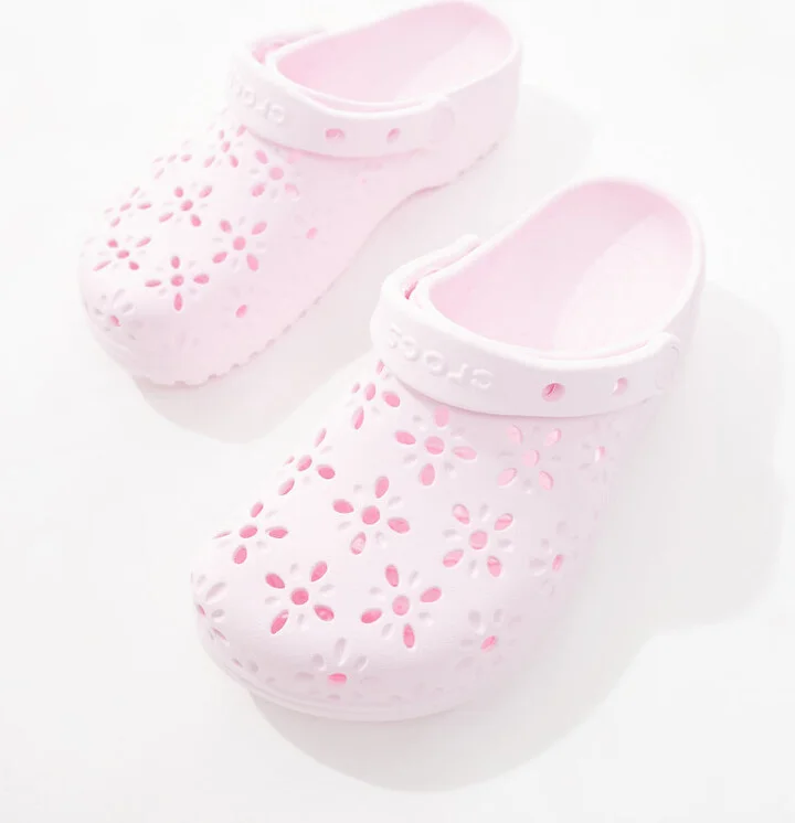 Crocs Classic floral cut-out clogs in pink milk - Image 4