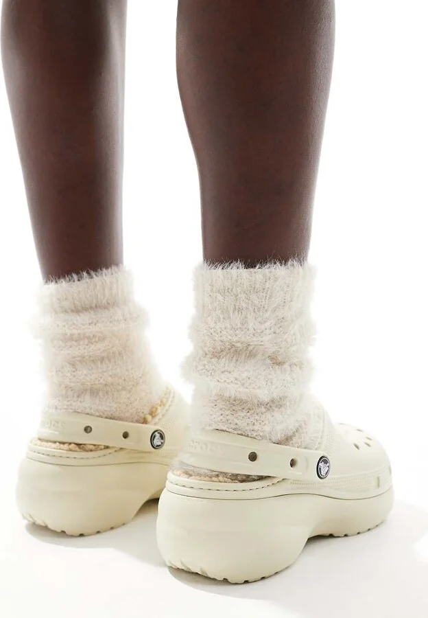 Crocs classic platform lined clogs in bone - Image 3