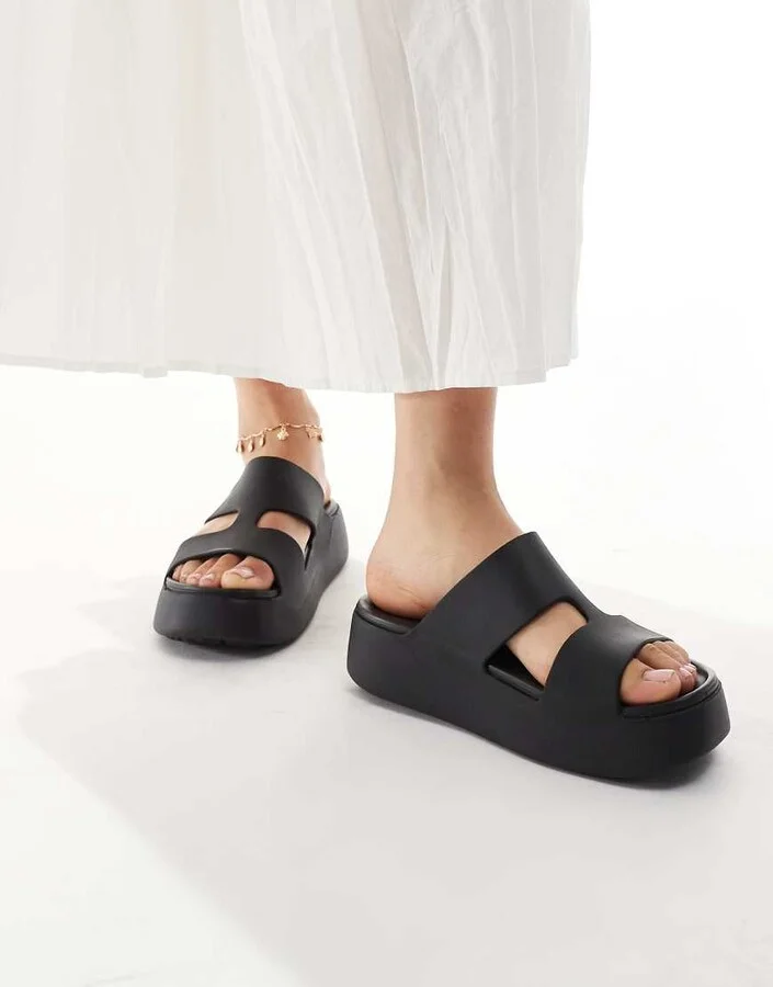 Crocs Getaway Platform H-strap sandals in black