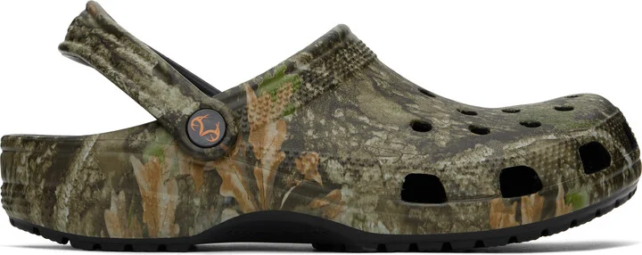 Crocs Khaki Realtree APX® Classic Clogs
