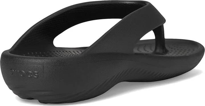Crocs Mellow Recovery Flip Flop Women's Sandals Black : 6 M, Synthetic - Image 4
