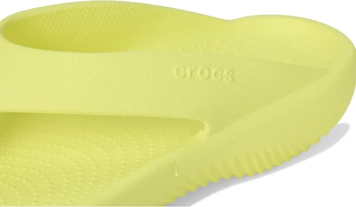 Crocs Mellow Recovery Flip Flop Women's Sandals Sulphur : 6 M, Synthetic - Image 7