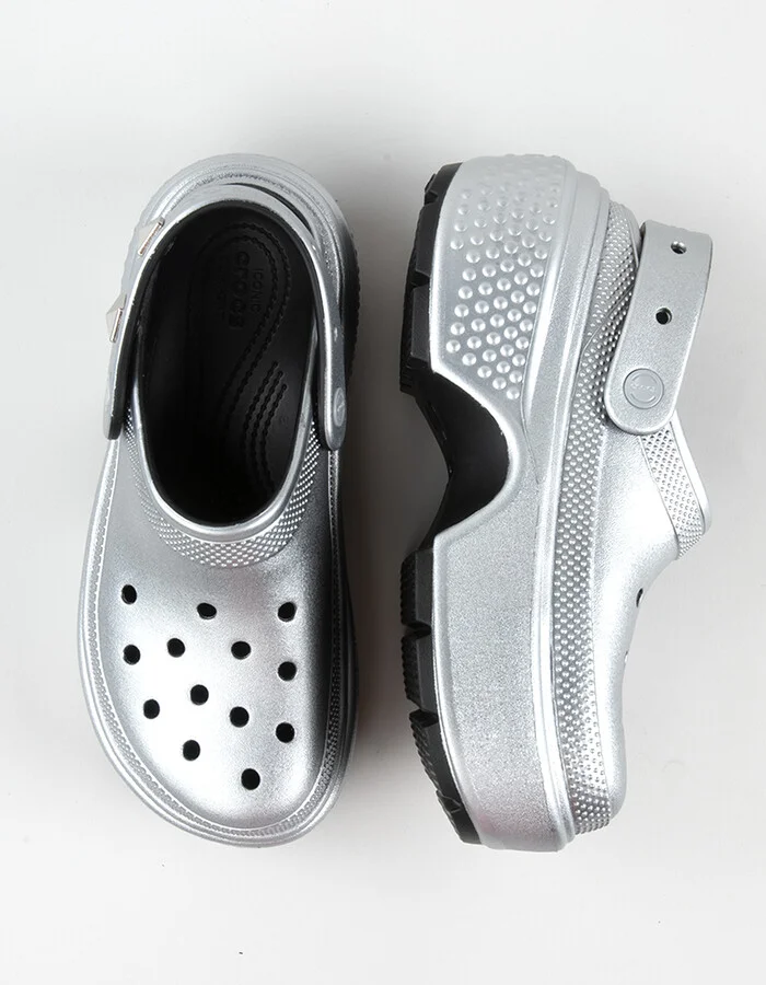 CROCS Stomp Metallic Womens Clogs - Image 5