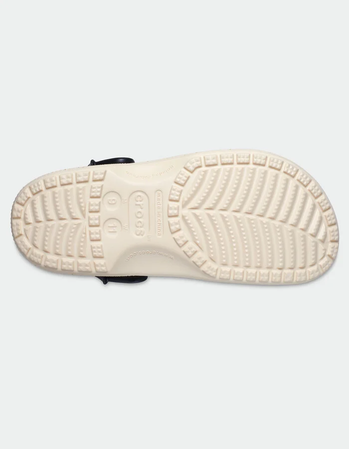 CROCS x Pringles Classic Clogs - Image 7