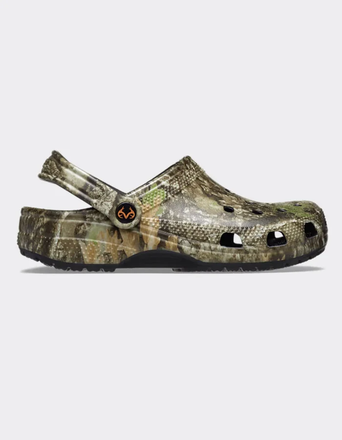 CROCS x Realtree APX® Classic Clogs - Image 4