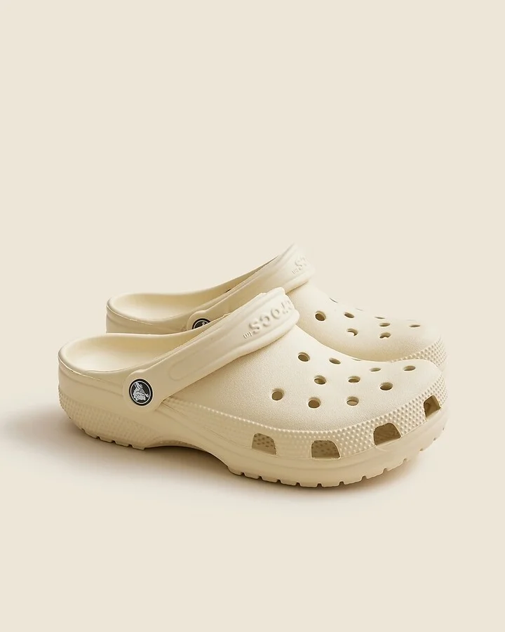 Crocs™ women's classic clogs - Image 2