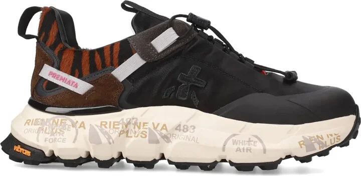 Crossd sneakers