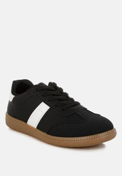 Crossover Classic Lace-Up Flatform Sneaker Women - Image 2