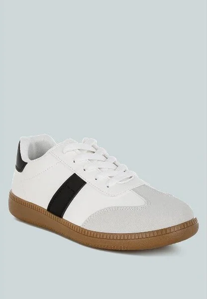 Crossover Classic Lace-Up Flatform Sneaker Women - Image 3