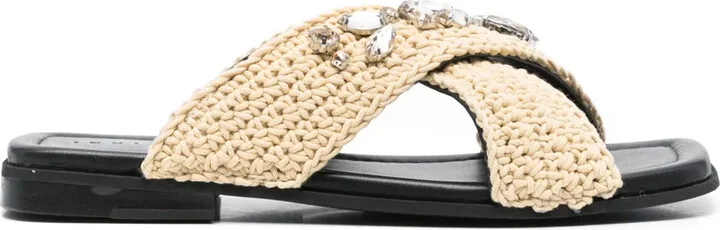 Crossover-Strap Slides