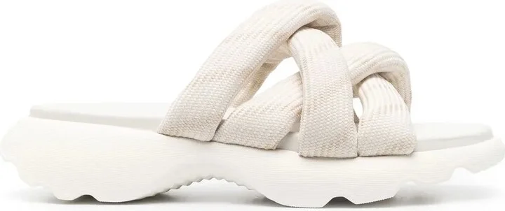Crossover-Strap Slides