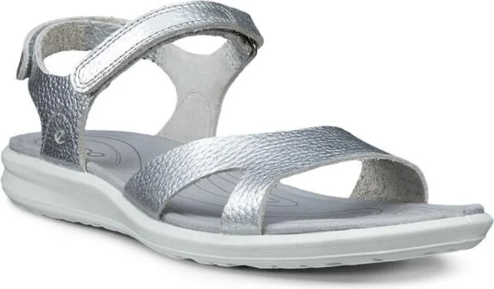 01682PURE SILVER