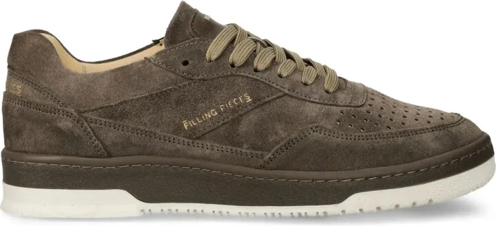 Curb Era sneakers