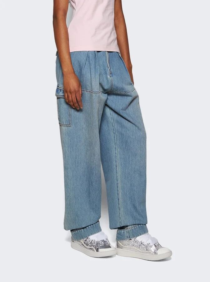 Curb Sneakers