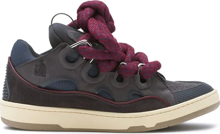 Curb sneakers