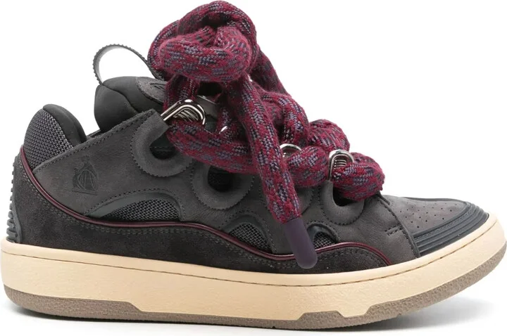 Curb sneakers