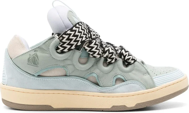 Curb sneakers
