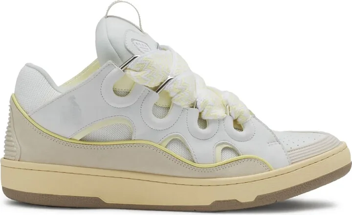 Curb sneakers