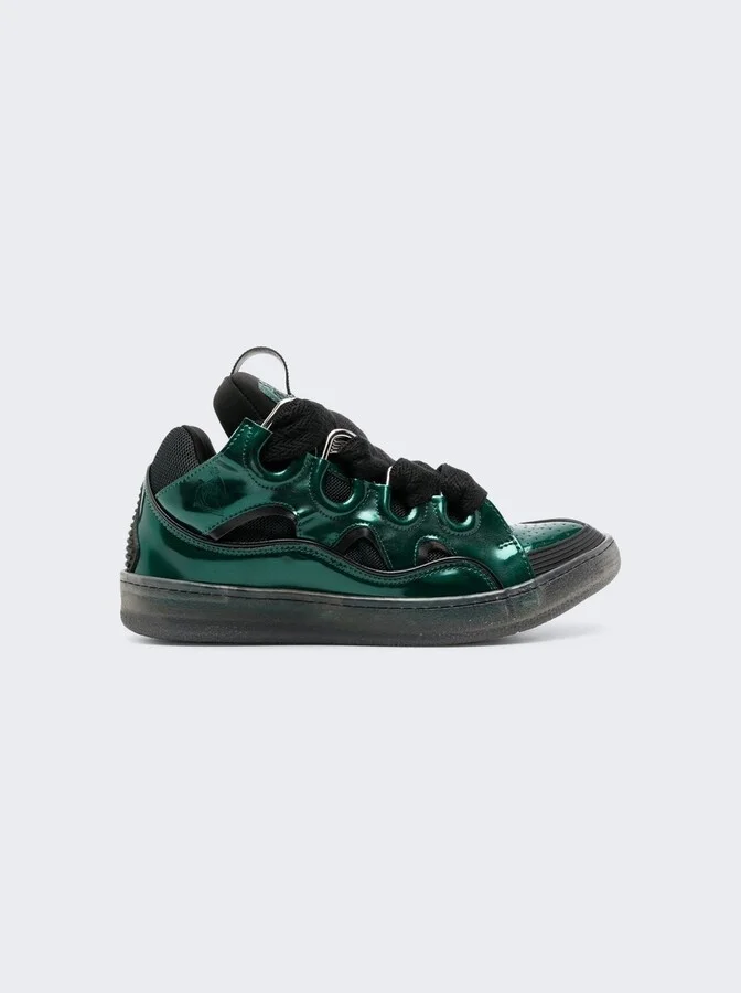 Curb Sneakers