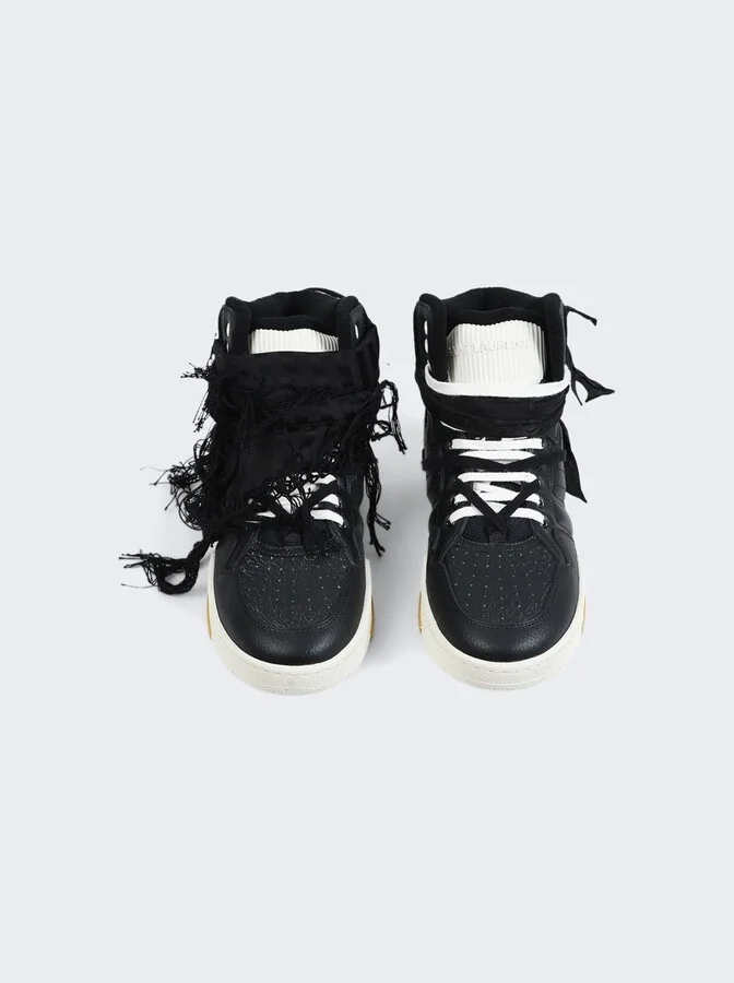 Cure 05 Sneaker