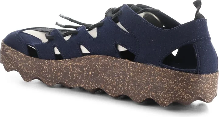 Cure Sneaker - Image 2