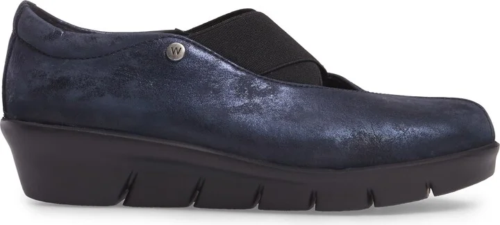 Cursa Slip-On Sneaker - Image 9