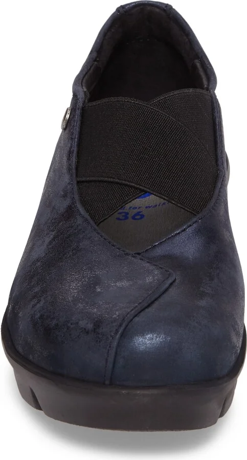 Cursa Slip-On Sneaker - Image 10