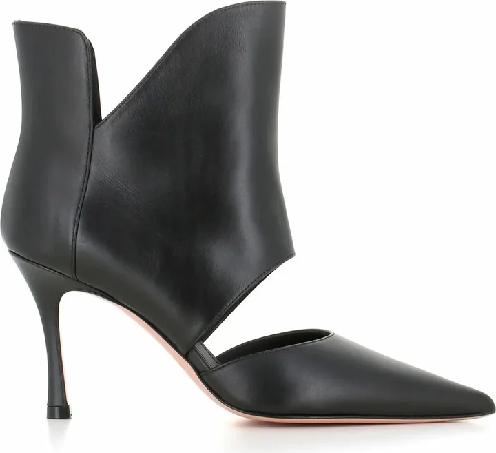 Cut-Out Detailing Leather Boots