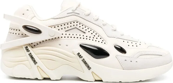 Cylon 21 sneakers