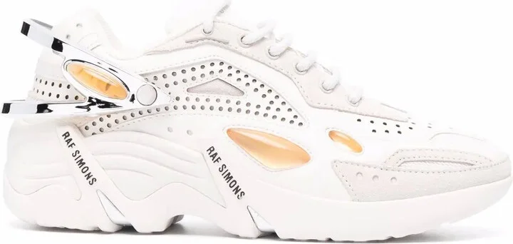 Cylon low-top sneakers