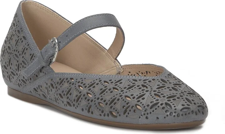 Cyrena 2 Mary Jane Flat