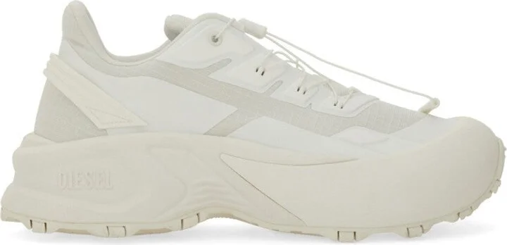 D-Cage Sneaker Runner