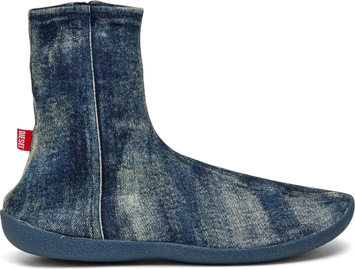 D-Shock BT sneakers