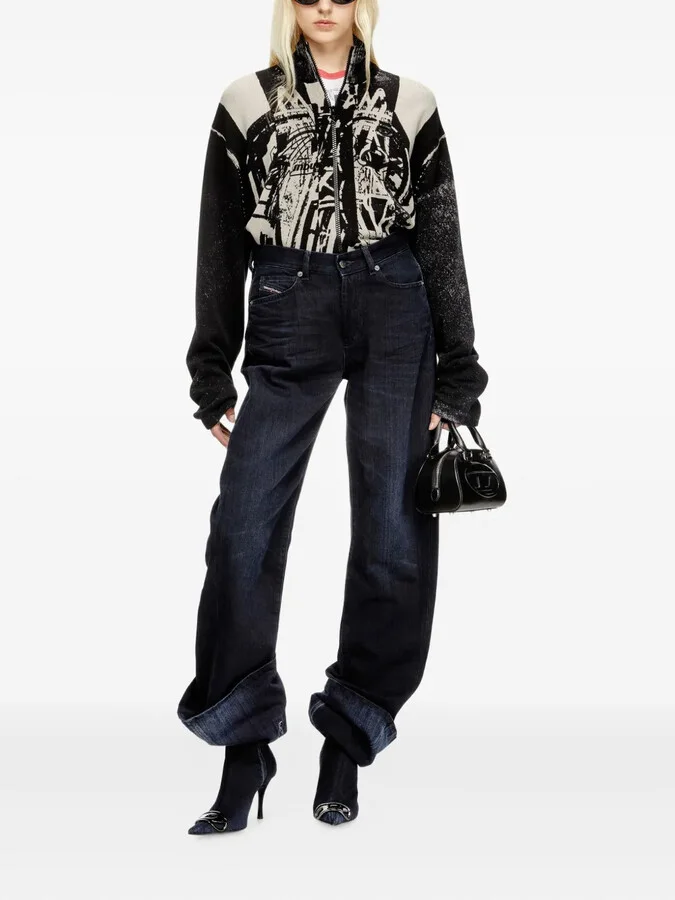 D. Venus boots - Image 5