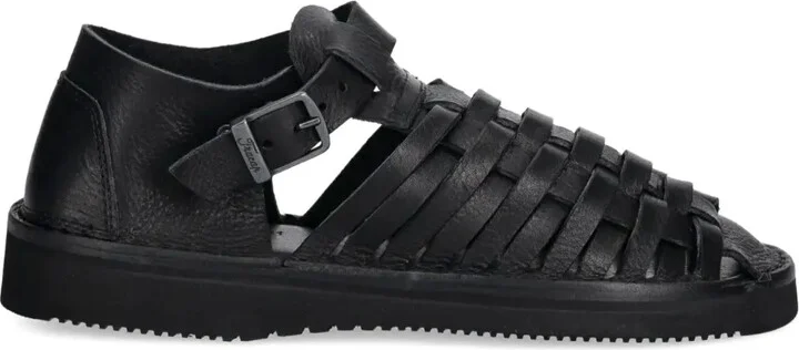 D025 sandals