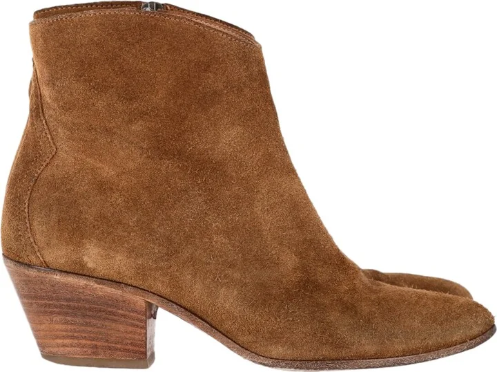 Dacken Ankle Boots in Brown Suede