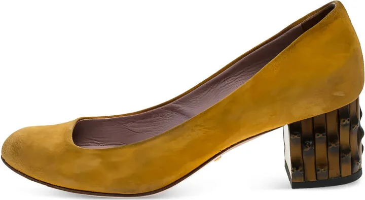Dahlia pumps