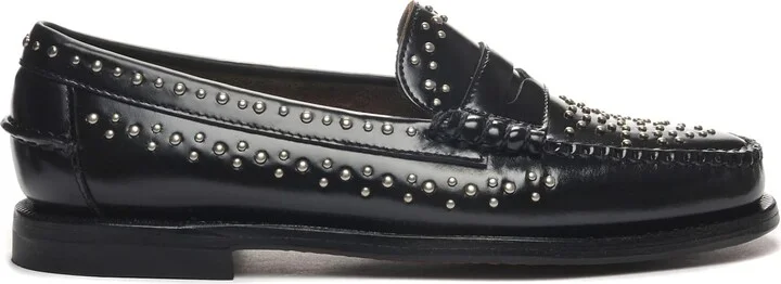 Dan Studs Woman