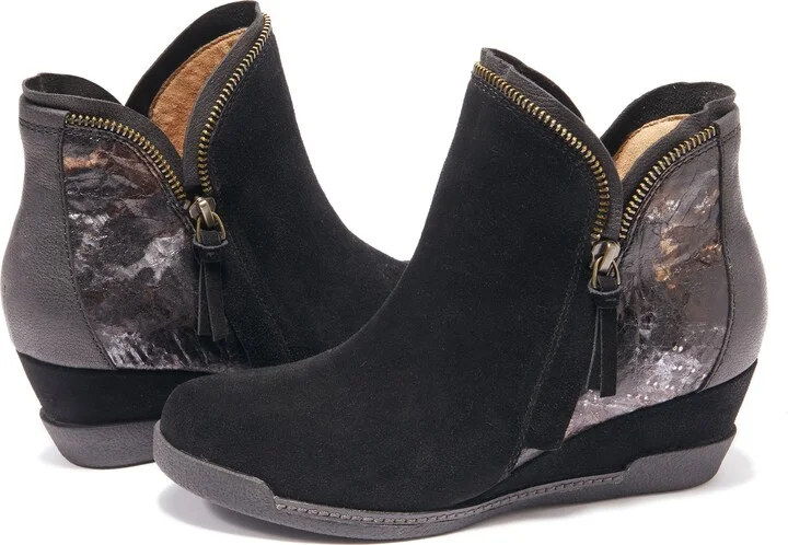 Dana Wedge Bootie - Image 11