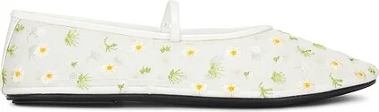 White Daisies