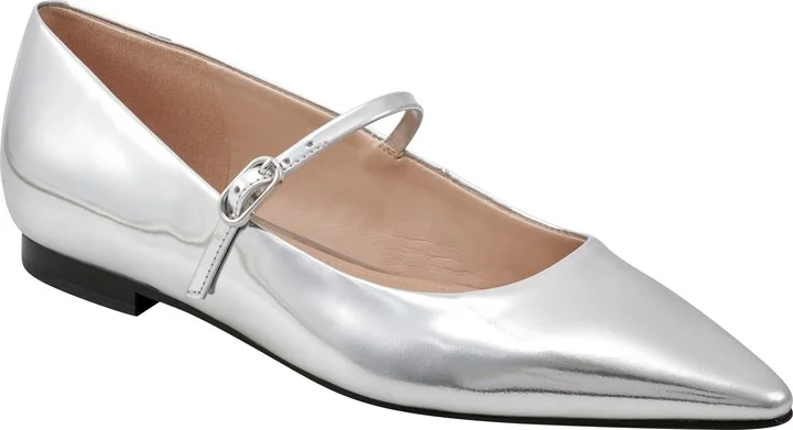 Daner Pointed Toe Flat