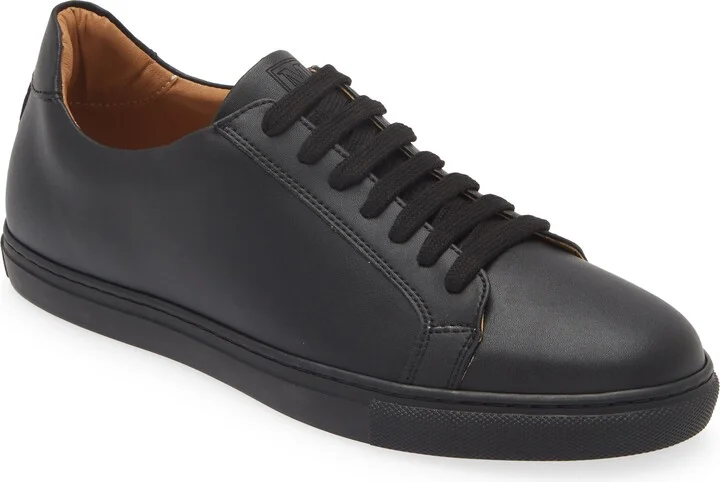 BLACK/ BLACK