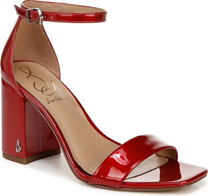 PASSION RED