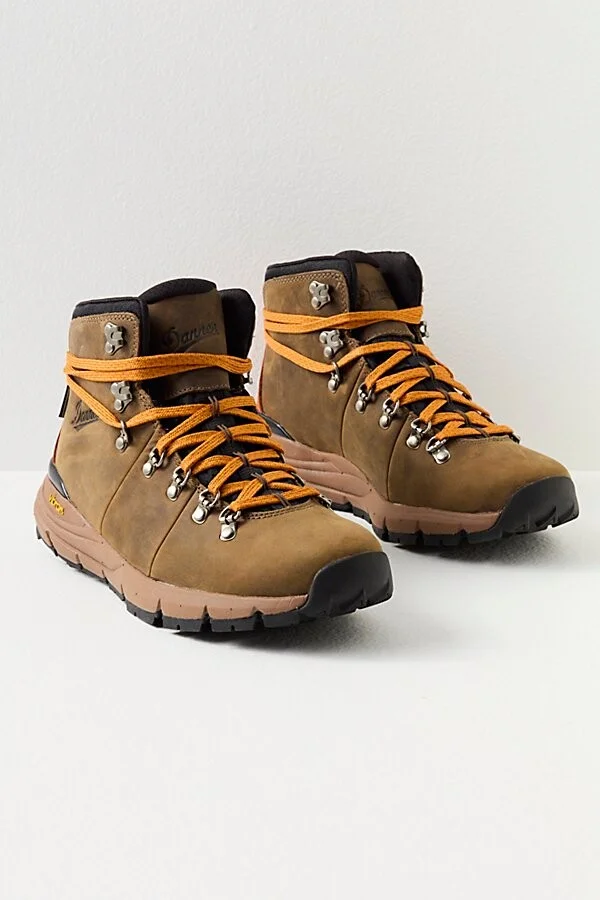 Danner Mountain 600 Full Grain Leather Boots - Image 2