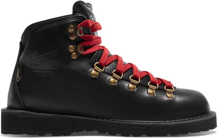 Danner Mountain Pass Black Shoes