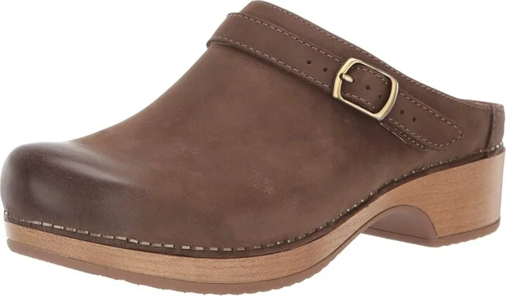 Dansko Berry Clog Women's Shoes Mushroom Burnished Nubuck : EU 37 (US Women's 6.5-7) Regular - Image 2